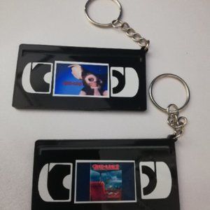 2for20$ Keychain style VHS gremlins , gizmo